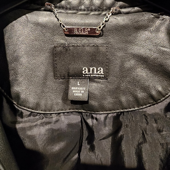 Ana faux leather moto jacket - Picture 2 of 8